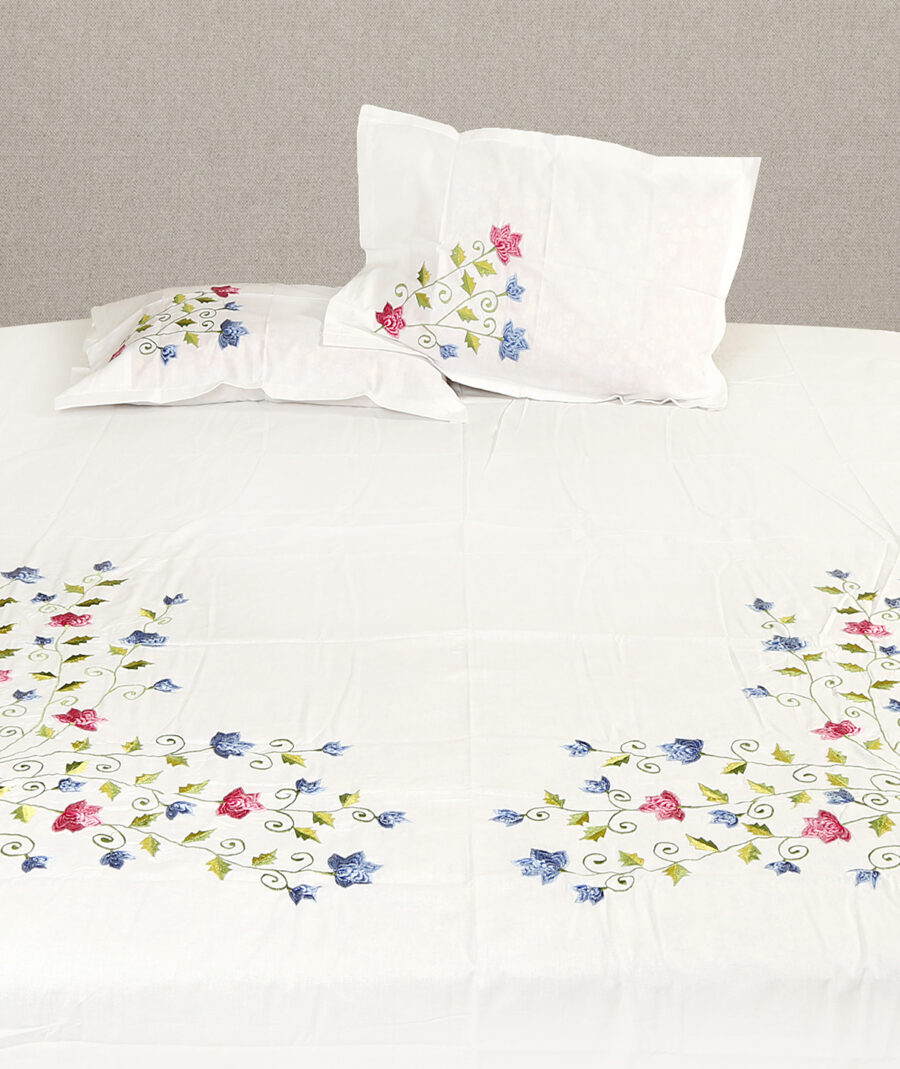 Elegant Hand-Embroidered Cotton Bedsheet Set – Floral - Image 3