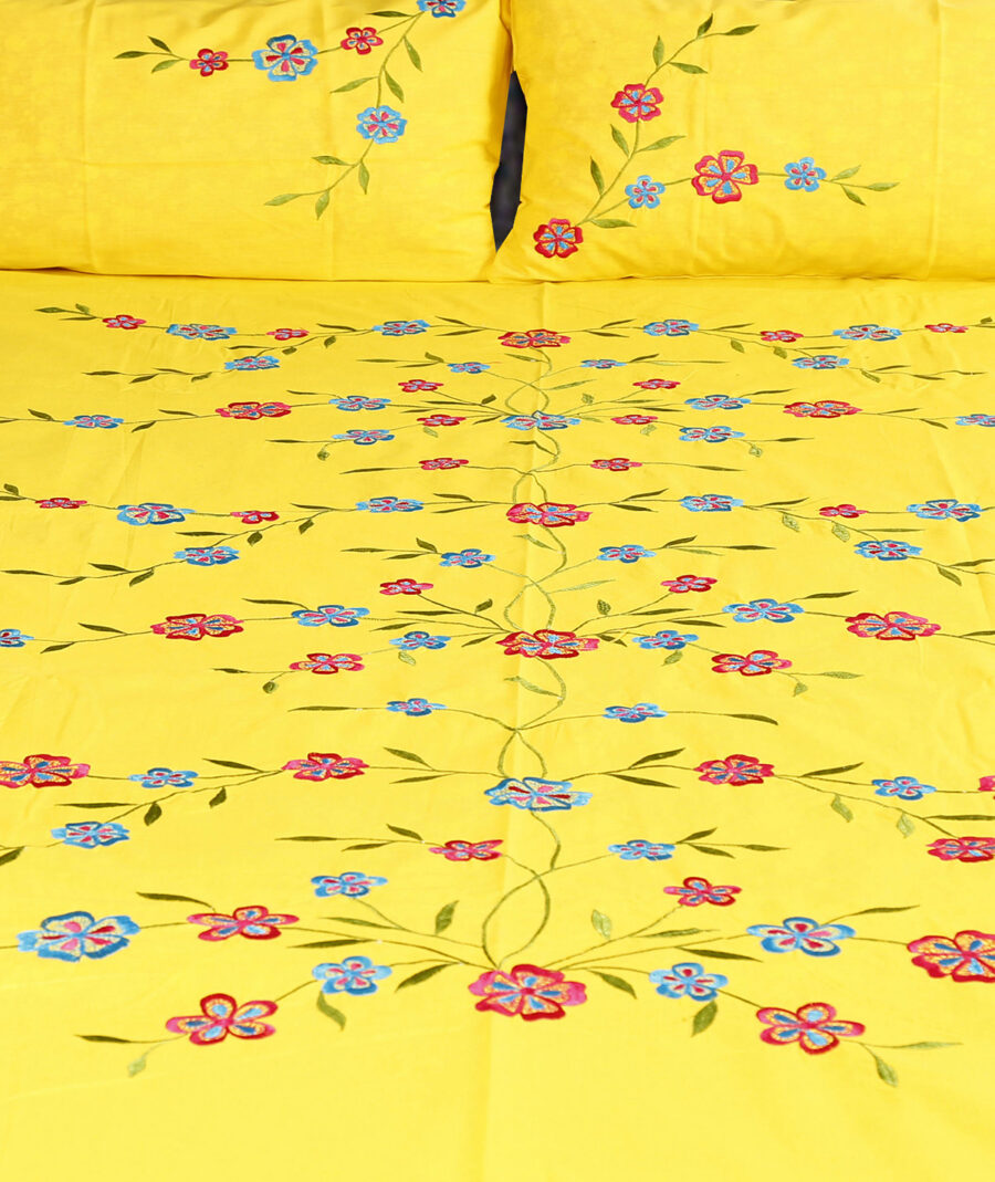 Premium Floral Embroidered Bedsheet Set – Floral Pattern - Image 3