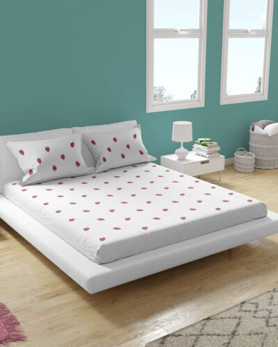 Premium Floral Embroidered Bedsheet Set – Strawberry Pattern
