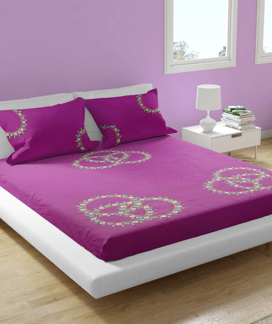 Premium Floral Embroidered Bedsheet Set – Magenta with Floral Pattern - Image 2