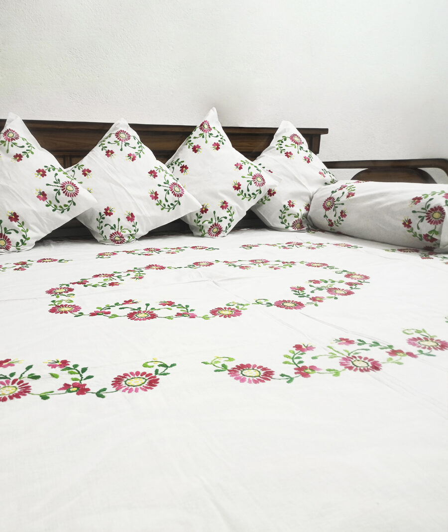 Tutli Putli Floral Handcrafted Designer White Diwan Set – Diwan Sheet, Cushions, and Bolster for Elegant Home Déco